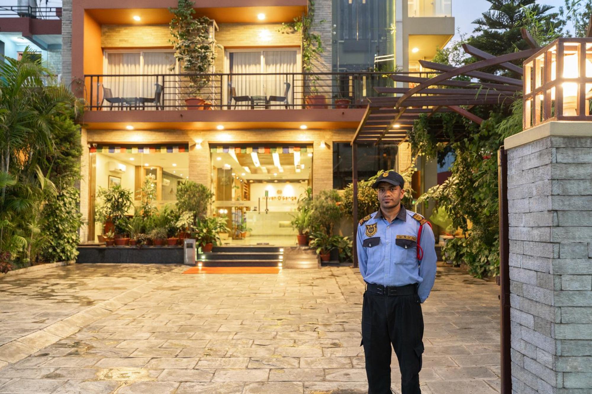 Hotel Haven O' Ganga Pokhara Exterior photo